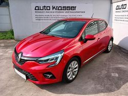Rot Gebraucht 2021 Renault Clio V Experience Limousine | 17.990 € (Fairer Preis)