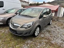 Braun Gebraucht 2012 Opel Meriva Innovation Van / Kleinbus | 3.500 € (Fairer Preis)