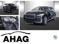 Schwarz Neu 2025 BMW 218 Active Tourer Luxury Line Van / Kleinbus | 35.890 €