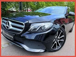 Schwarz Gebraucht 2017 Mercedes E200 Limousine | 24.999 € (Fairer Preis)