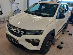 Weiß Gebraucht 2023 Dacia Spring Kleinwagen | 14.997 € (Fairer Preis)