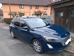 Blau Gebraucht 2020 Ford Focus Titanium Kombi | 14.500 € (Superpreis)