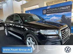 Schwarz metallic Gebraucht 2018 Audi Q7 S-Line SUV | 30.950 € (Guter Preis)