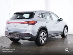 Silber Gebraucht 2024 Mercedes EQA300 Advanced SUV | 34.490 € (Guter Preis)