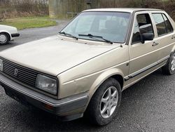 Grau Gebraucht 1987 VW Jetta Limousine | 1.400 €