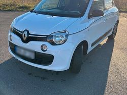 Weiß Gebraucht 2017 Renault Twingo Kleinwagen | 5.200 € (Guter Preis)