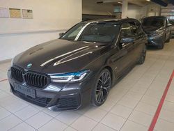 Sophistograu Gebraucht 2023 BMW 530 M Sport Kombi | 37.999 € (Teuer)