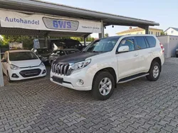 White pearl cs Gebraucht 2013 Toyota Land Cruiser Life SUV | 37.900 €