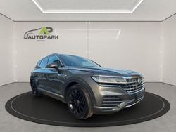Grau Gebraucht 2020 VW Touareg SUV | 38.990 € (Fairer Preis)