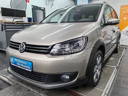 VW Touran Cross