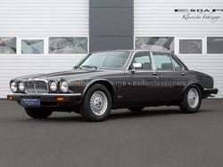 Grau Gebraucht 1986 Jaguar XJ12 Limousine | 28.000 €