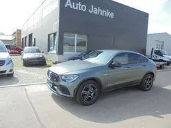 Grau Gebraucht 2022 Mercedes GLC43 AMG AMG Coupé | 65.500 € (Etwas zu teuer)