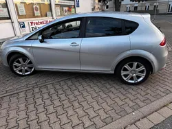 Silber Gebraucht 2009 Seat Leon Limousine | 4.500 € (Etwas zu teuer)