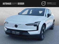 Crystal weiß perleffekt Gebraucht 2025 Volvo EX30 Core SUV | 32.790 €