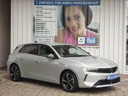 Aluminium silb/kristall silb Gebraucht 2023 Opel Astra Limousine | 19.980 € (Fairer Preis)