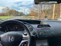 Rot Gebraucht 2006 Honda Civic Limousine | 4.149 € (Fairer Preis)