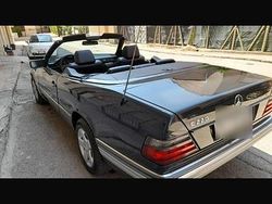 Gebraucht 1993 Mercedes E220 Cabrio | 21.700 €