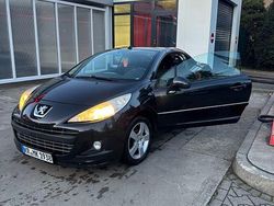 Schwarz Gebraucht 2009 Peugeot 207 CC Platinum Cabrio | 2.959 € (Guter Preis)
