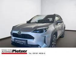Silber Neu 2025 Toyota Yaris Cross SUV | 32.390 €