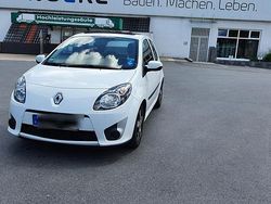 Weiß Gebraucht 2011 Renault Twingo Kleinwagen | 2.995 €