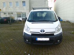 Weiß Gebraucht 2014 Toyota Proace Van / Kleinbus | 5.990 € (Superpreis)
