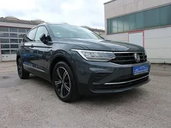 Grau Gebraucht 2022 VW Tiguan Active SUV | 27.780 € (Guter Preis)
