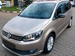 Gelb Gebraucht 2012 VW Touran Van / Kleinbus | 10.200 € (Teuer)