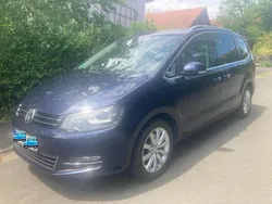 Blau Gebraucht 2015 VW Sharan Highline Van / Kleinbus | 12.500 € (Guter Preis)