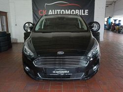 Schwarz Gebraucht 2018 Ford S-MAX Titanium Van / Kleinbus | 17.890 € (Fairer Preis)