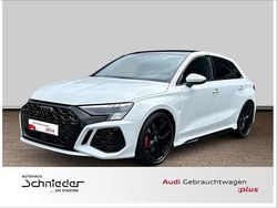 Gletscherweiß metallic Gebraucht 2024 Audi RS3 Sportback Ambiente Kleinwagen | 59.600 € (Guter Preis)