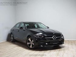 Schwarz Gebraucht 2022 Mercedes C220 Avantgarde Limousine | 32.790 € (Fairer Preis)