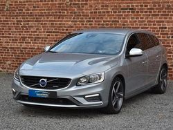 Silber Gebraucht 2014 Volvo V60 R-Design Kombi | 14.600 € (Fairer Preis)