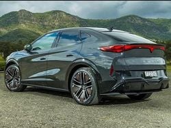 Grau Gebraucht 2024 Cupra Tavascan VZ SUV | 42.999 € (Guter Preis)