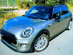 Grau Gebraucht 2017 Mini Cooper Kleinwagen | 13.999 € (Guter Preis)
