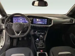 Arktisweiß/karbonschwarz Gebraucht 2024 Opel Mokka Ultimate SUV | 23.750 € (Fairer Preis)