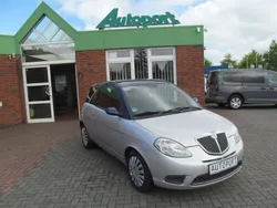 Silber Gebraucht 2005 Lancia Ypsilon Kleinwagen | 5.999 €