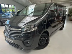 Schwarz Gebraucht 2015 Opel Vivaro Van | 15.585 €