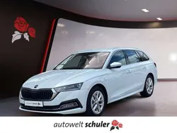 Moonweiss metallic Gebraucht 2020 Skoda Octavia First Edition Kombi | 21.950 € (Fairer Preis)