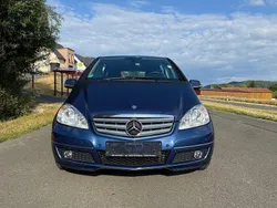 Blau Gebraucht 2011 Mercedes A180 Avantgarde Limousine | 5.200 € (Guter Preis)