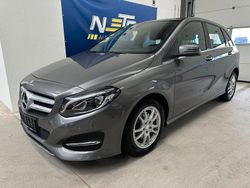 Grau Gebraucht 2015 Mercedes B200 Van / Kleinbus | 14.990 € (Guter Preis)