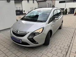 Silber Gebraucht 2012 Opel Zafira Tourer Van / Kleinbus | 4.500 € (Fairer Preis)
