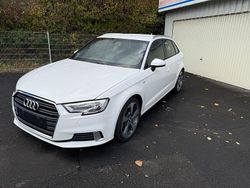 Weiß Gebraucht 2018 Audi A3 S-Line Limousine | 17.500 € (Superpreis)