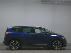 Blau Gebraucht 2021 Renault Grand Scénic IV Bose Edition Van / Kleinbus | 16.480 € (Guter Preis)