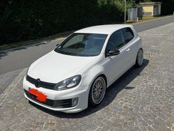 Weiß Gebraucht 2011 VW Golf VI GTI Coupé | 8.500 €