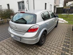 Silber Gebraucht 2006 Opel Astra Limousine | 1.600 € (Guter Preis)