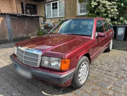 Rot Gebraucht 1992 Mercedes 190 Limousine | 3.200 €