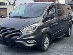 Grau Gebraucht 2018 Ford Tourneo Van / Kleinbus | 24.990 € (Guter Preis)