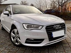 Weiß Gebraucht 2012 Audi A3 Ambition Limousine | 11.800 € (Fairer Preis)