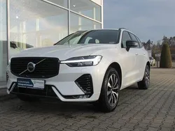 Weiß Gebraucht 2023 Volvo XC60 Plus SUV | 47.600 € (Fairer Preis)