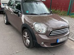 Braun Gebraucht 2012 Mini One Countryman SUV | 9.900 € (Teuer)
